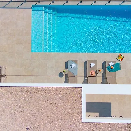 Bliss - Plusholidays Villa *